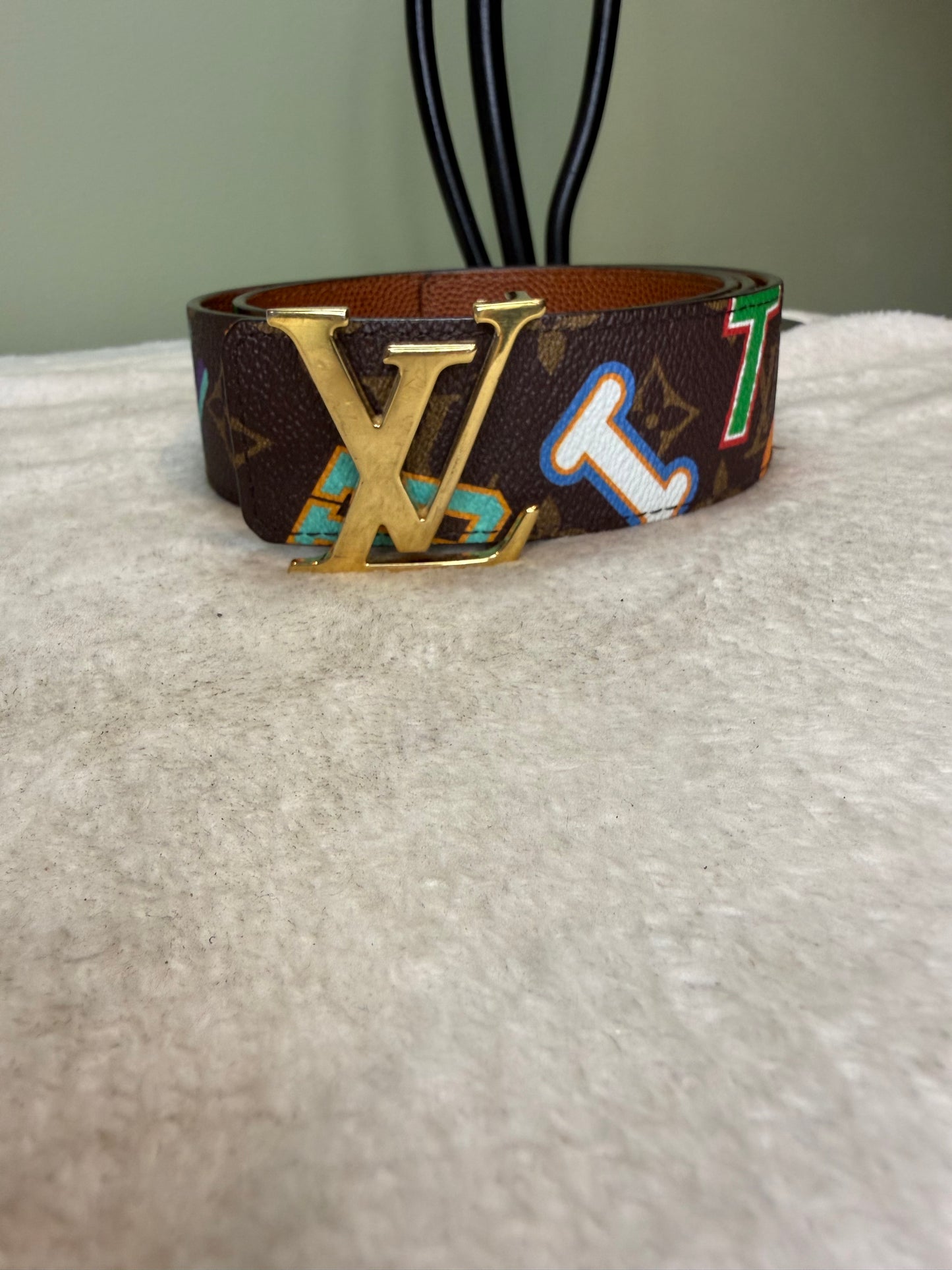 1065. Louis Vuitton X NBA LV Initiales Reversible Belt 85/34