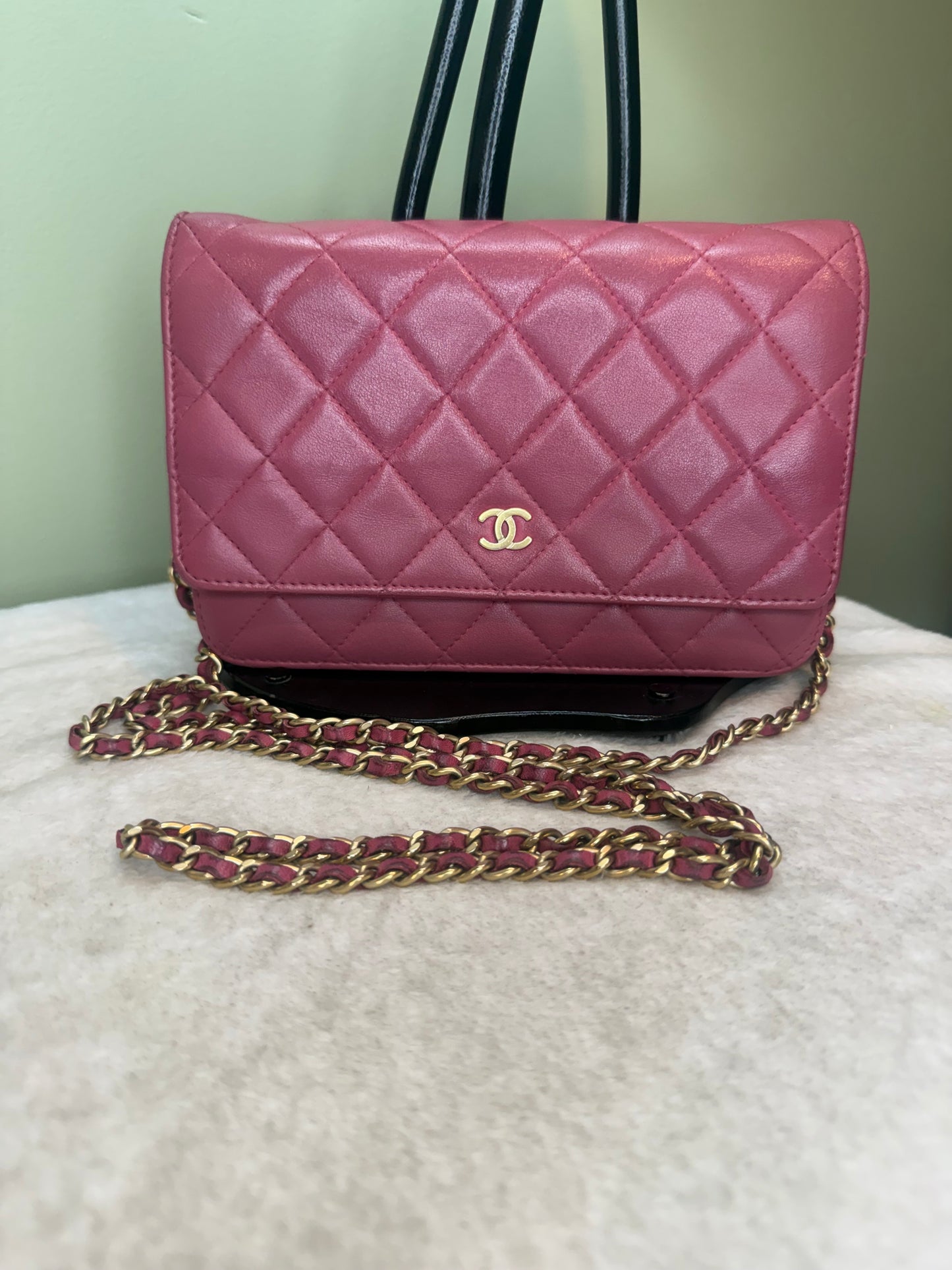 1281. Chanel Pink Lambskin Classic Wallet on Chain