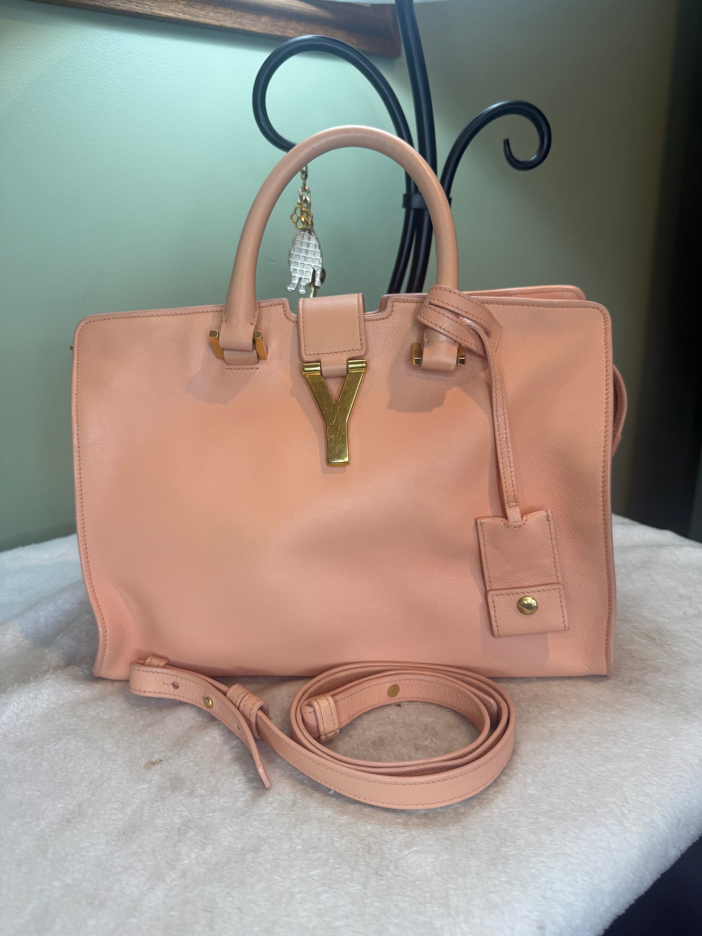 865. YSL Small Cabas Y-Ligne Tote in Pink/Peach leather