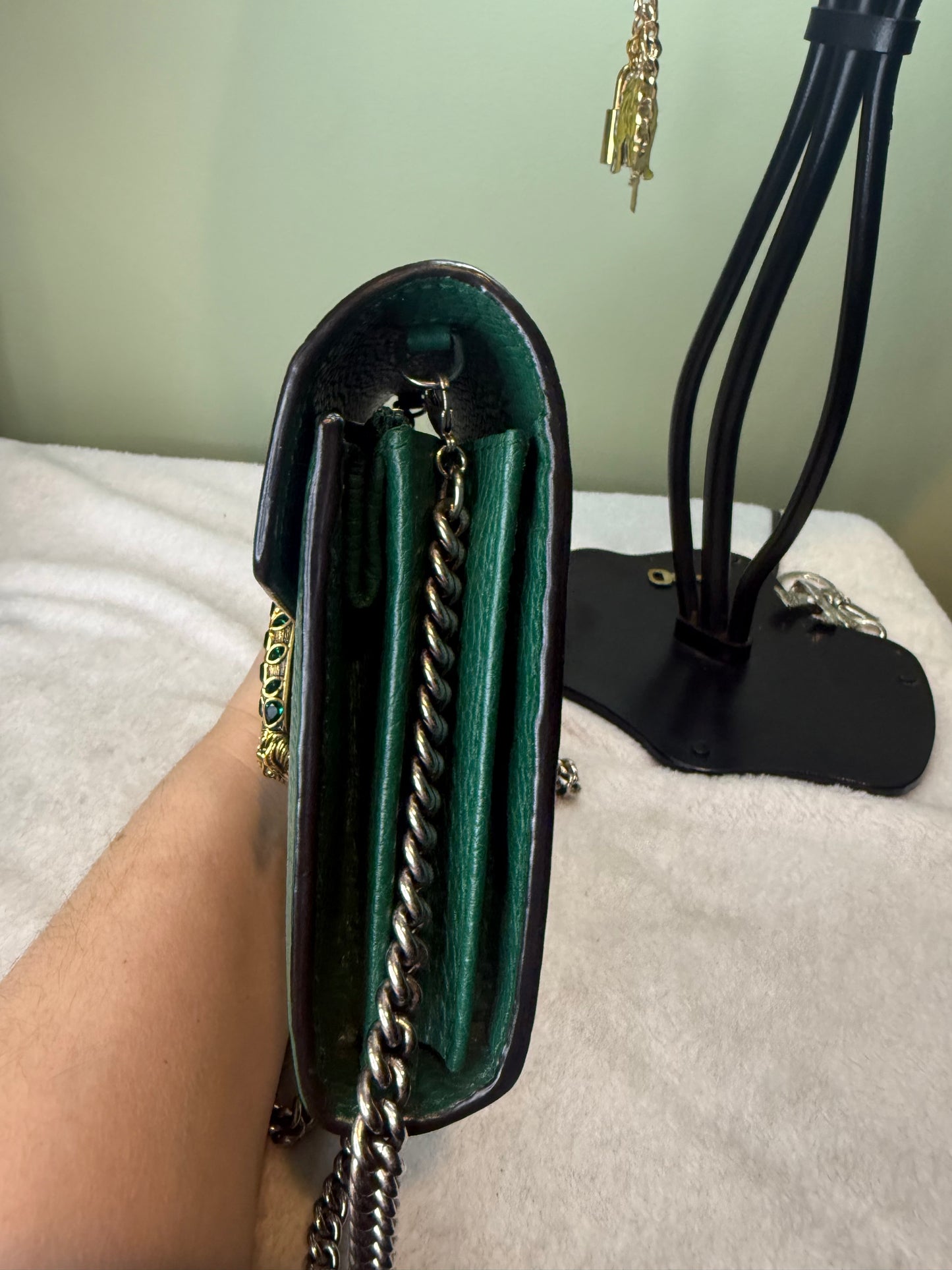 941. Gucci Green Dionysus Wallet on Chain