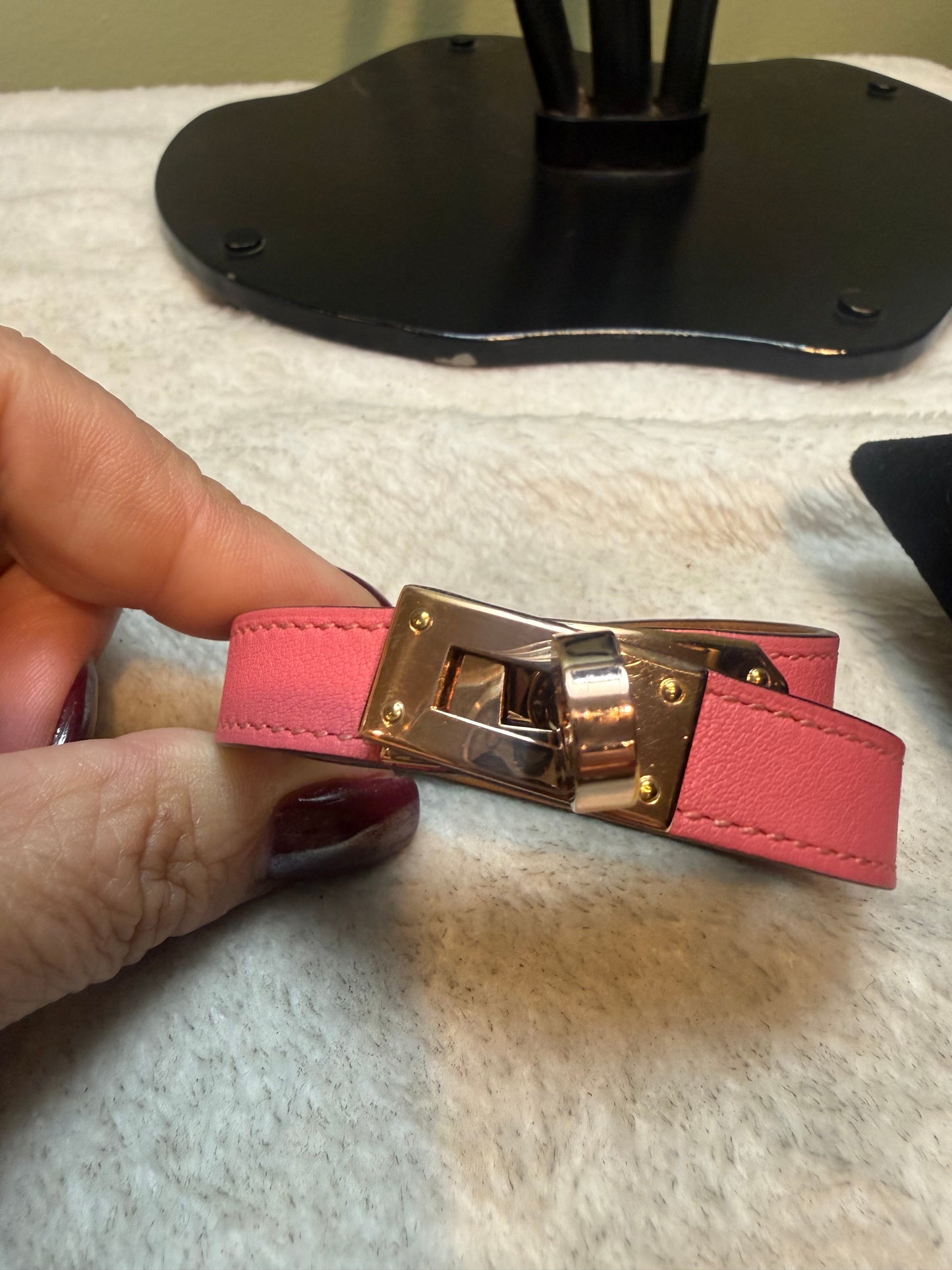 1632. Hermes Rose Azalee Kelly Double Tour Pink Leather wrap Bracelet