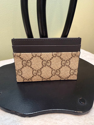 1507. Gucci GG Card Holder with Black Leather