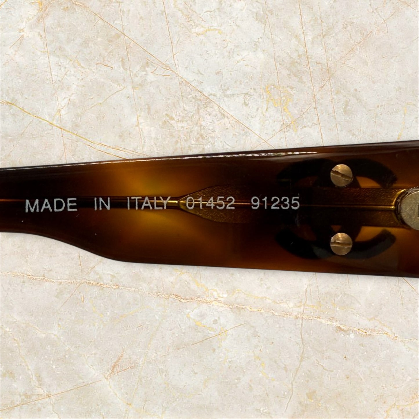 Chanel Coco Mark Brown Tortoise Shell Vintage Sunglasses with box