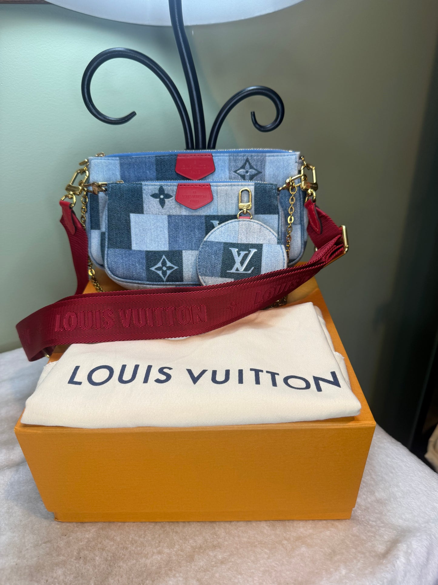1252. Louis Vuitton Denim Patches Multi Pochette