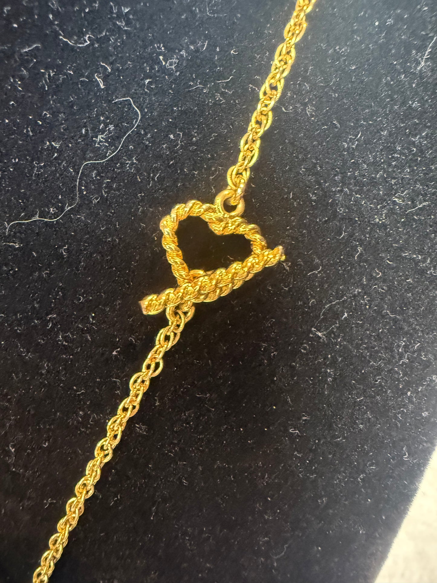 1316. Louis Vuitton Sweet Monogram In My Heart Necklace