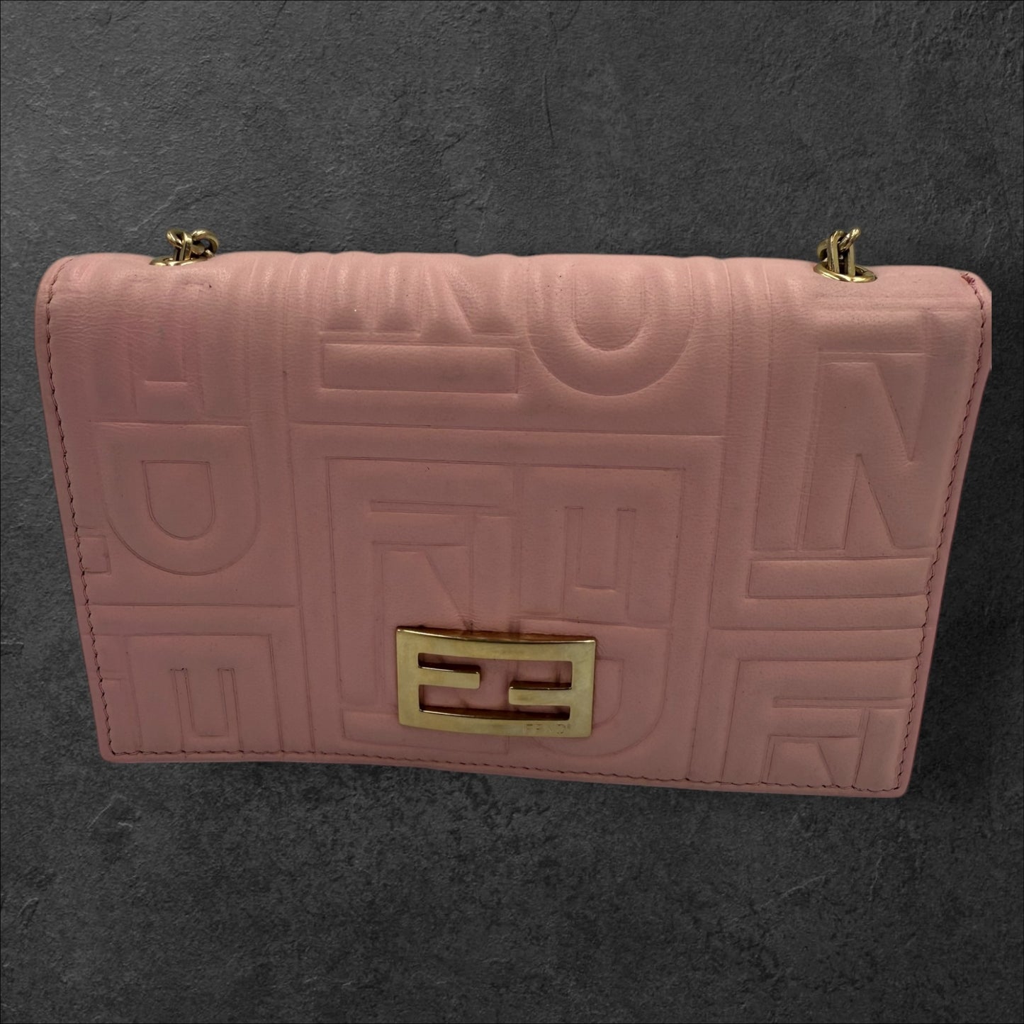 269. Fendi Pink Leather Wallet on Chain Shoulder Bag