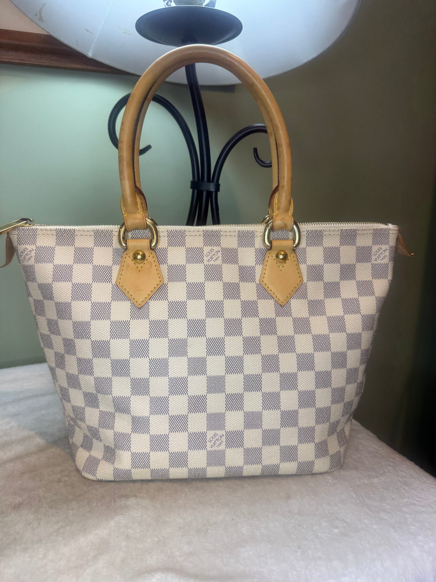 1357. Louis Vuitton Damier Azur Saleya PM