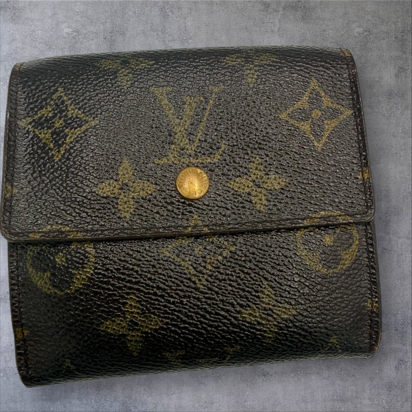 451. Louis Vuitton Monogram Elise Wallet
