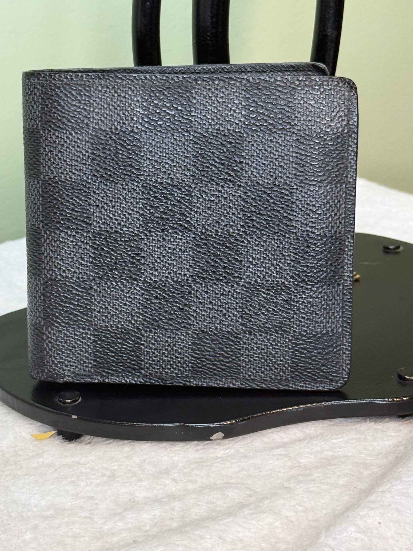 1526. Louis Vuitton Damier Graphite Bifold Mens wallet