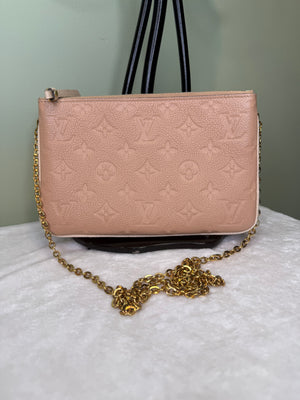 1786. Louis Vuitton Pink and Cream Empriente Double zip Pochette