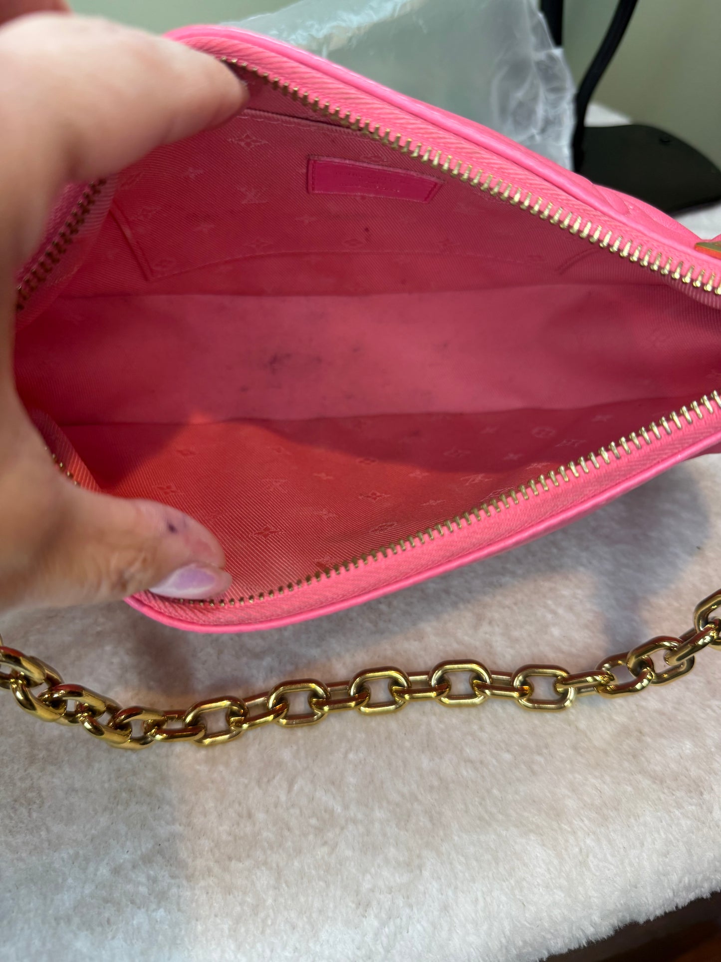 1265. Louis Vuitton Bubblegum Over The Moon in Dragon Fruit Pink
