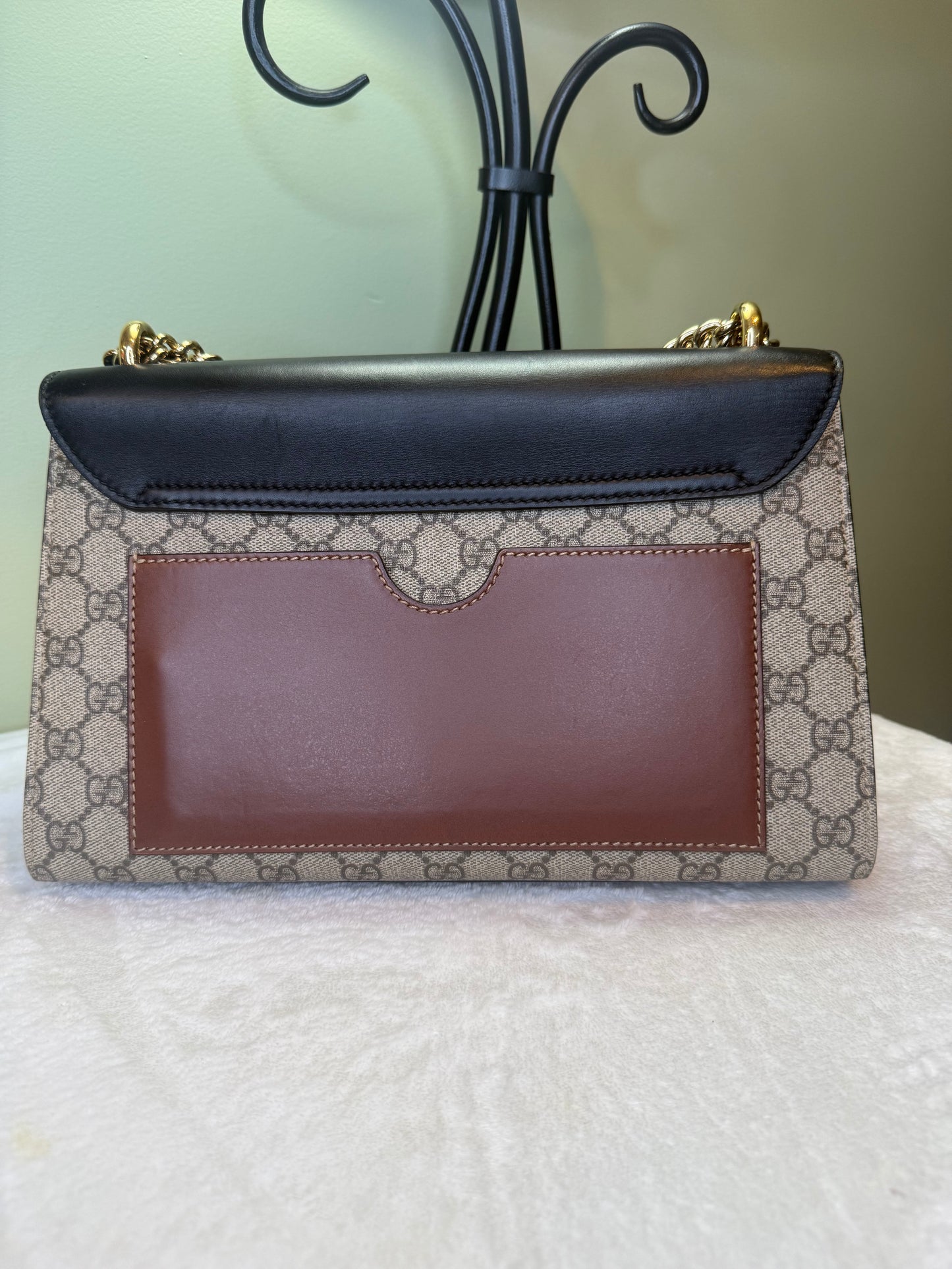 1799. Gucci GG Supreme Medium Padlock