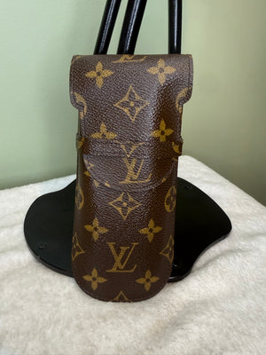 1541. Louis Vuitton Monogram Glasses Case