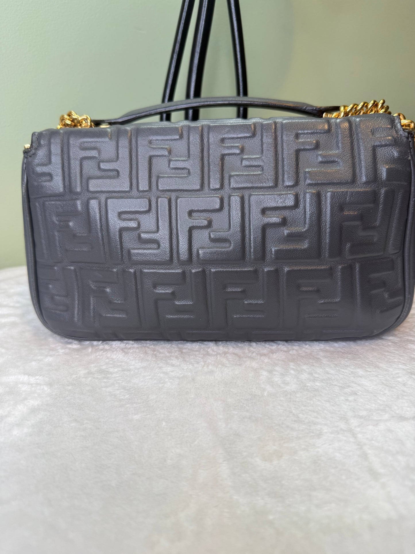 1748. Fendi Grey Baguette Midi Bag with Gold Chain