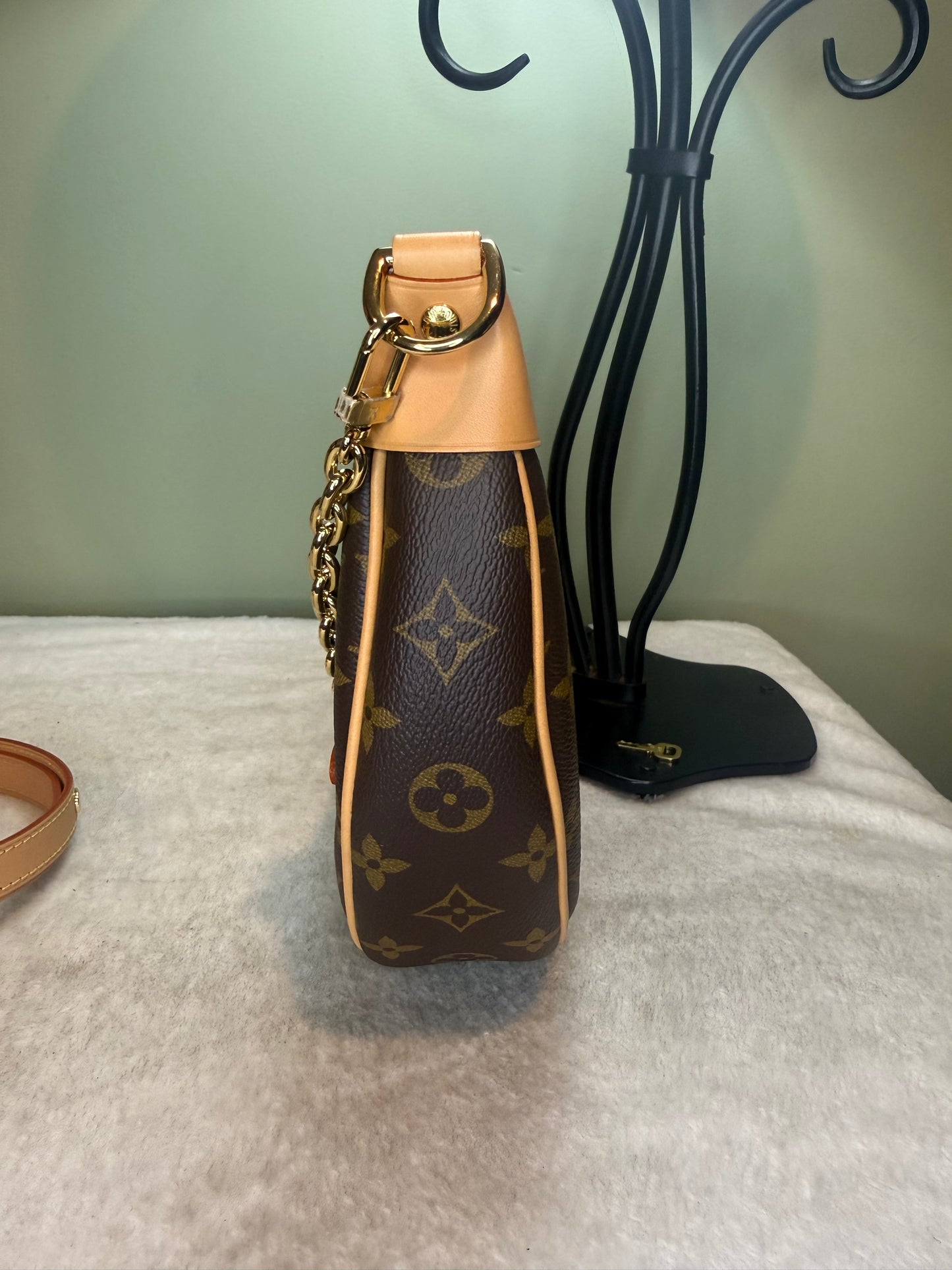 1278. Louis Vuitton Monogram Loop Bag