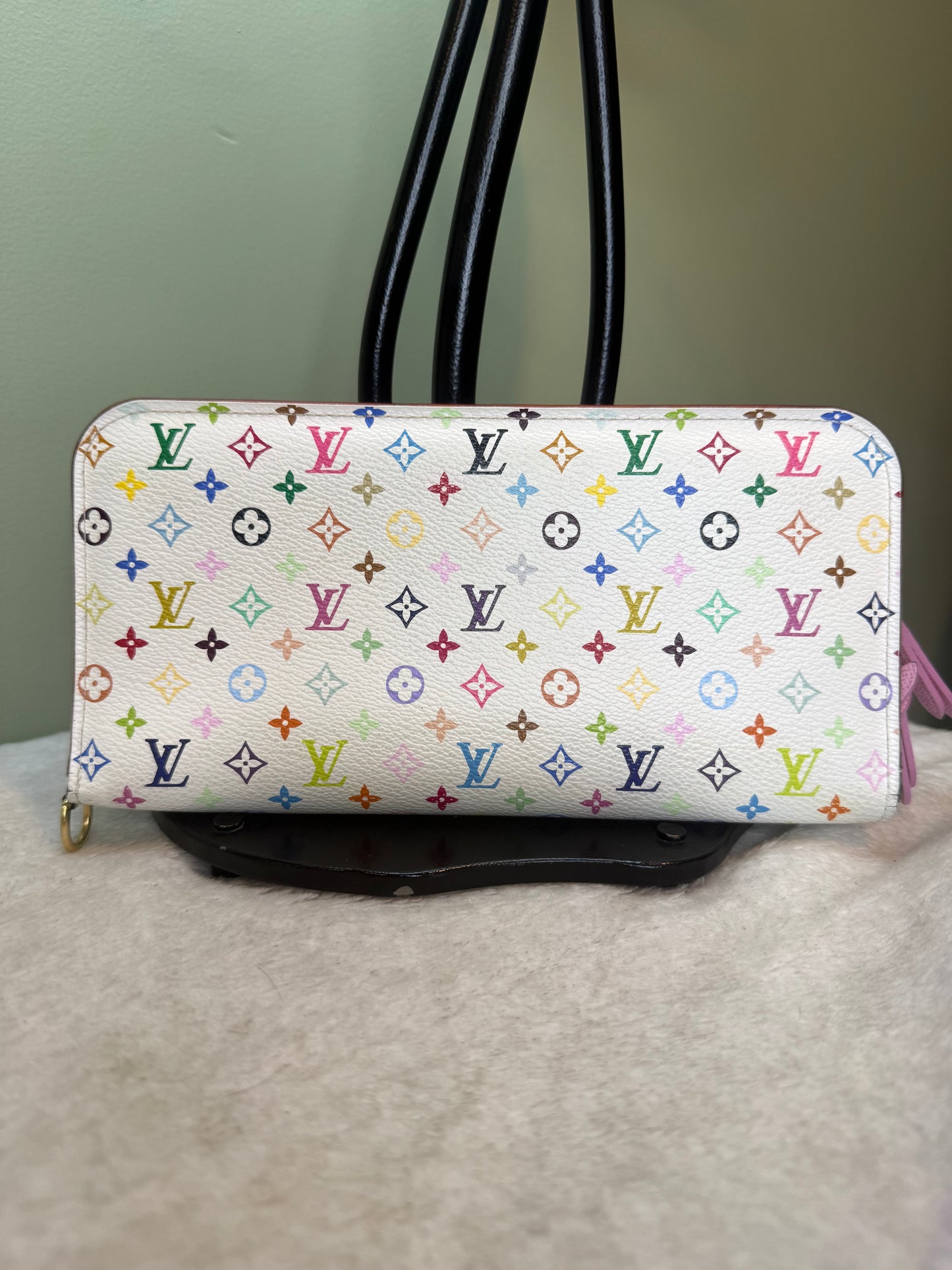 1401. Louis Vuitton White Multicolor Insolite Wallet