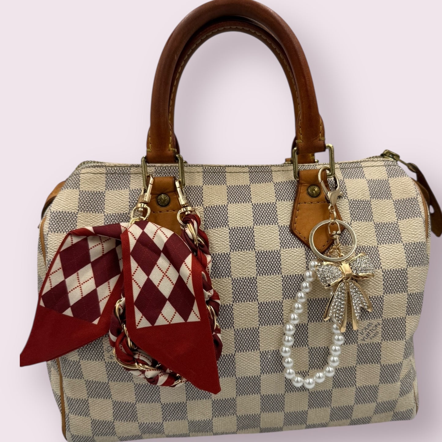 270. Louis Vuitton Damier Azur Speedy 25