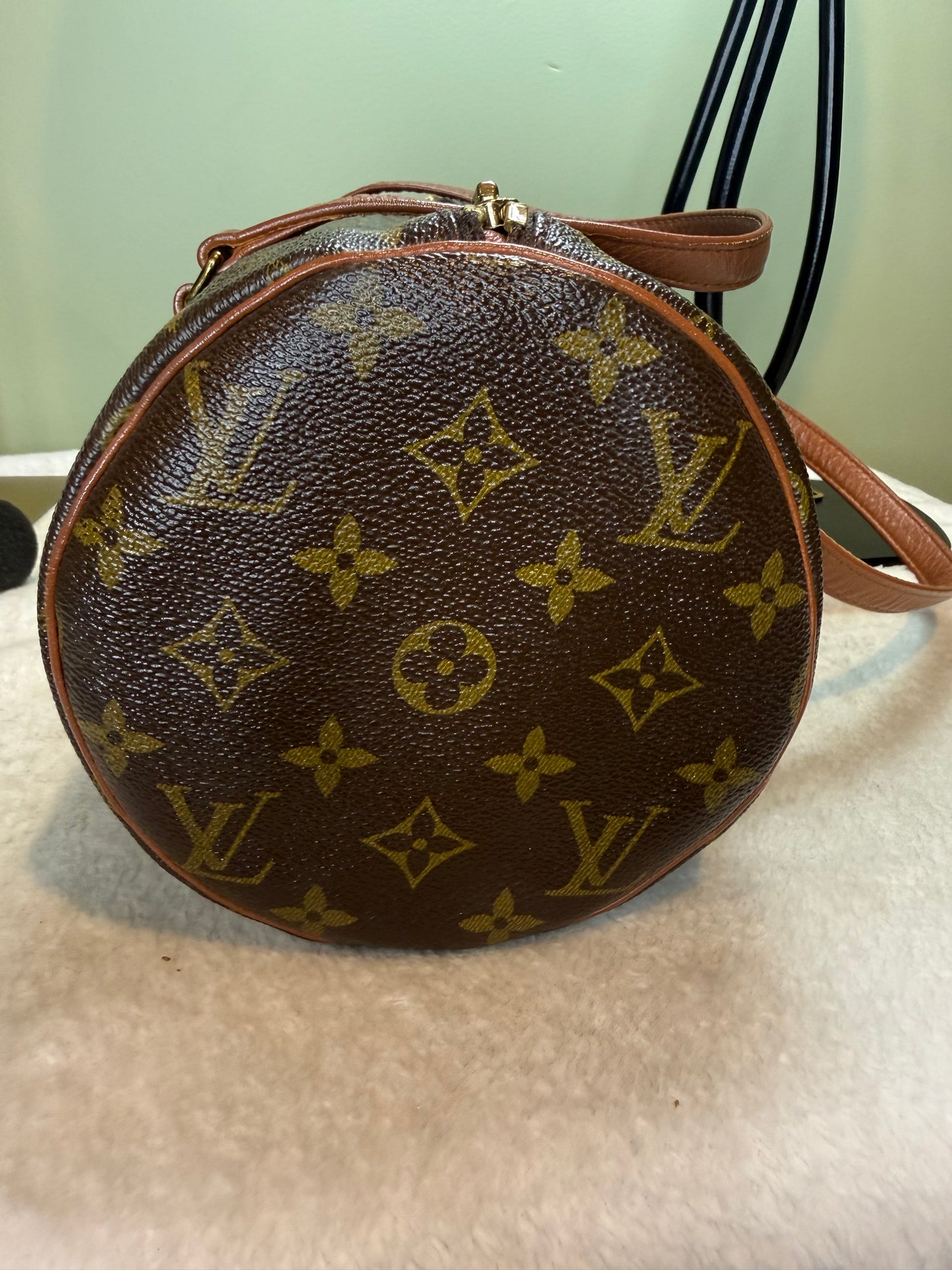 1342. Louis Vuitton Monogram Vintage Papillion 30