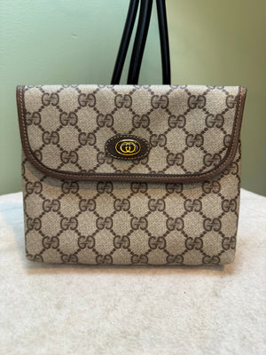 1687. Gucci GG Supreme Canvas Clutch/Cosmetic bag