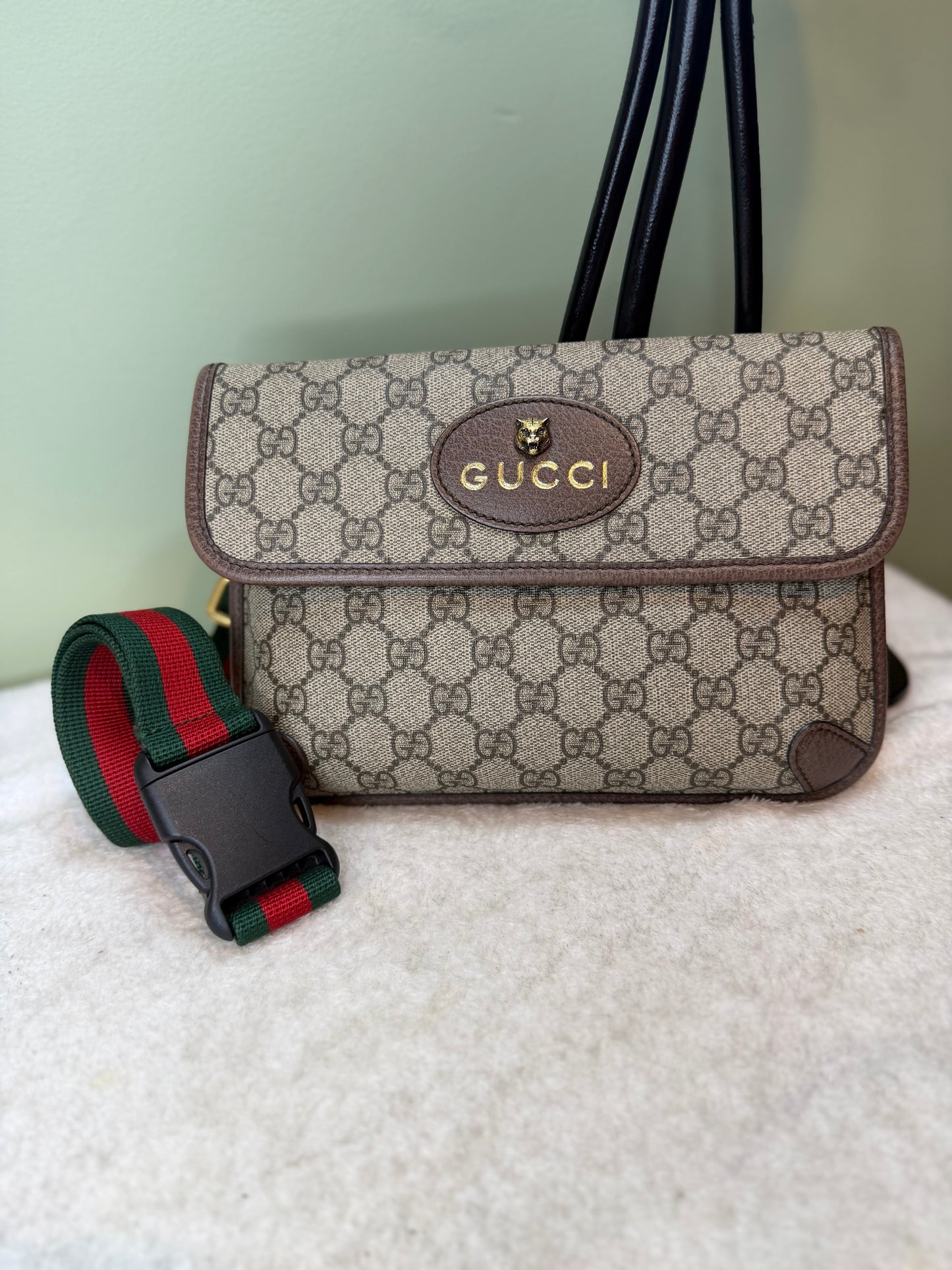 1577. Gucci Neo Vintage Belt Bag