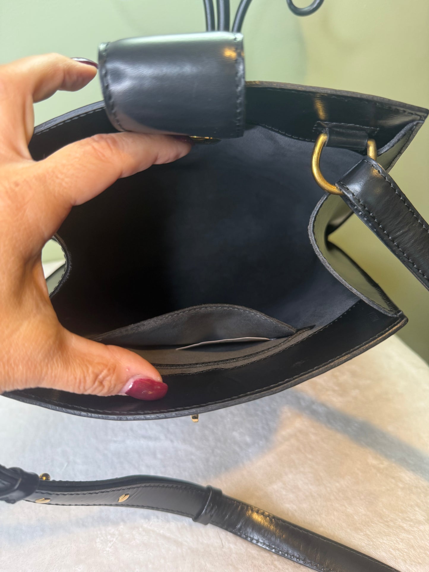 1736. Louis Vuitton Black Epi Cluny