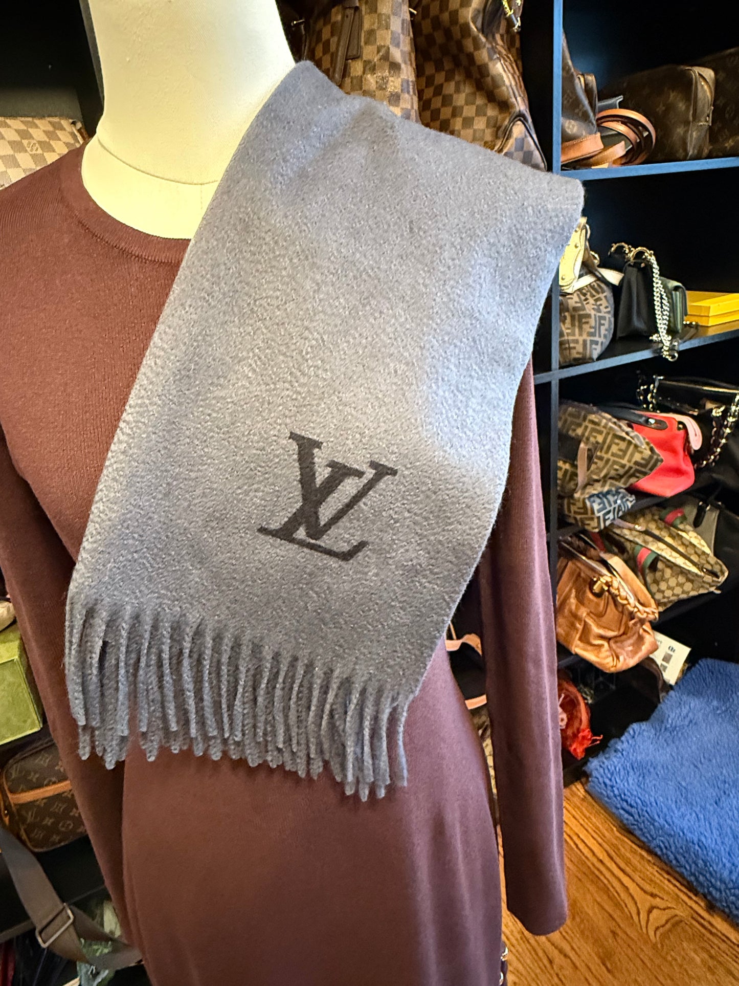 303. Louis Vuitton Grey Fringe 100% Cashmere Scarf