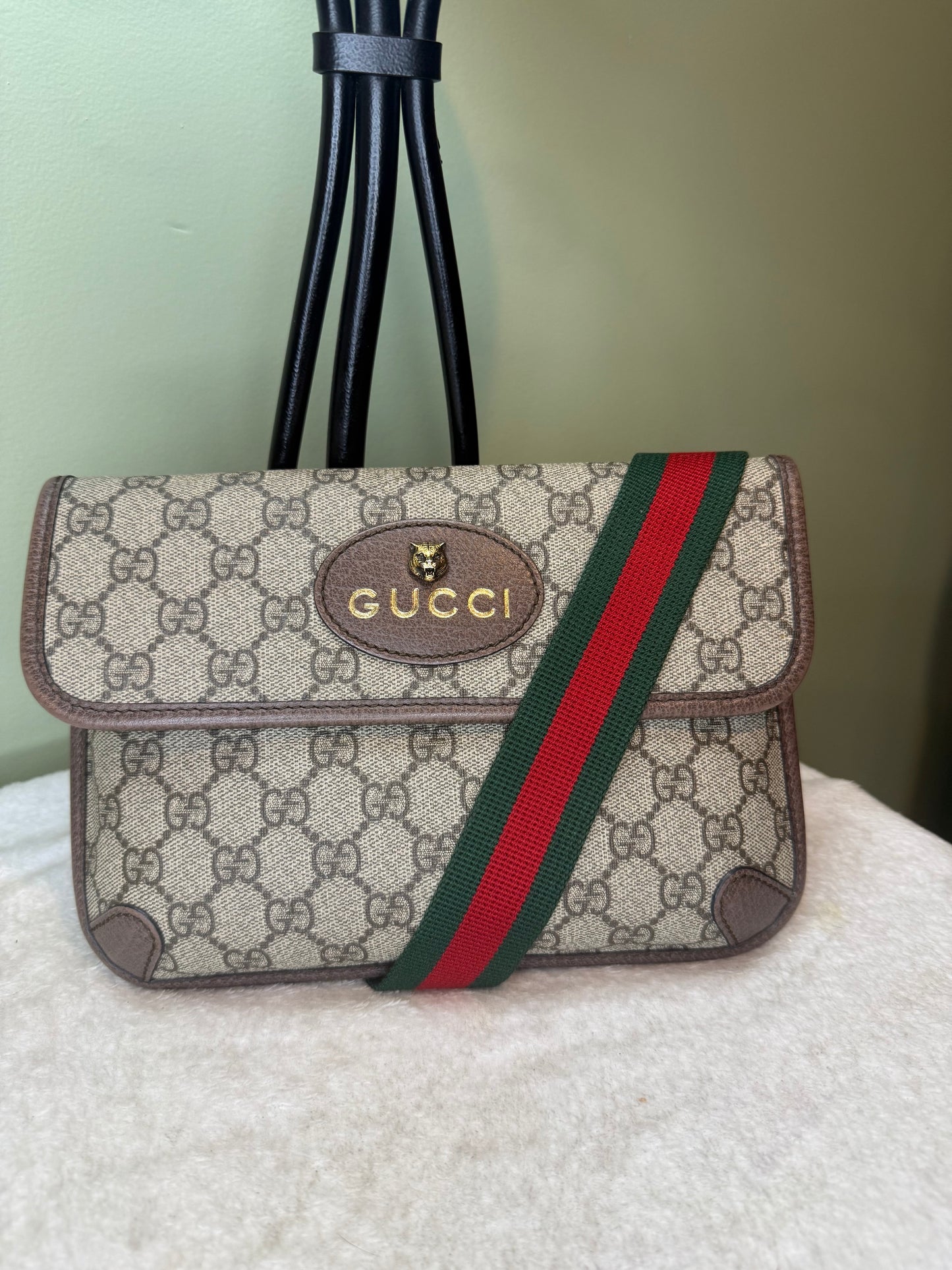 1577. Gucci Neo Vintage Belt Bag