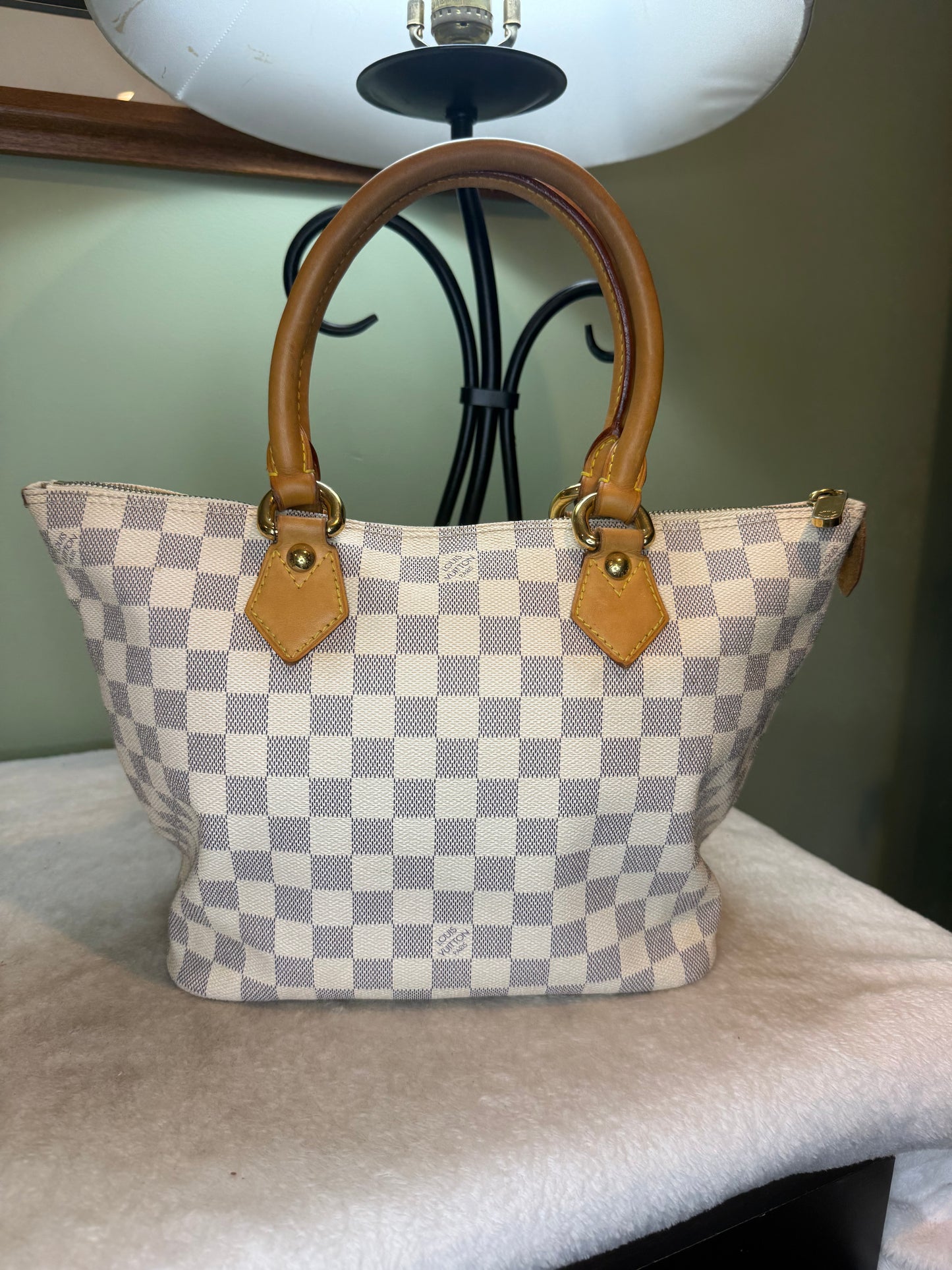 1262. Louis Vuitton Damier Azur Saleya PM