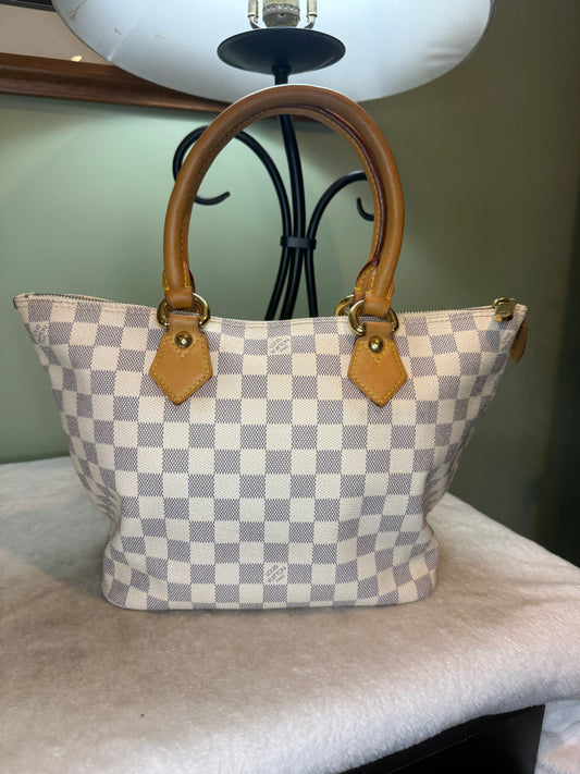 1262. Louis Vuitton Damier Azur Saleya PM