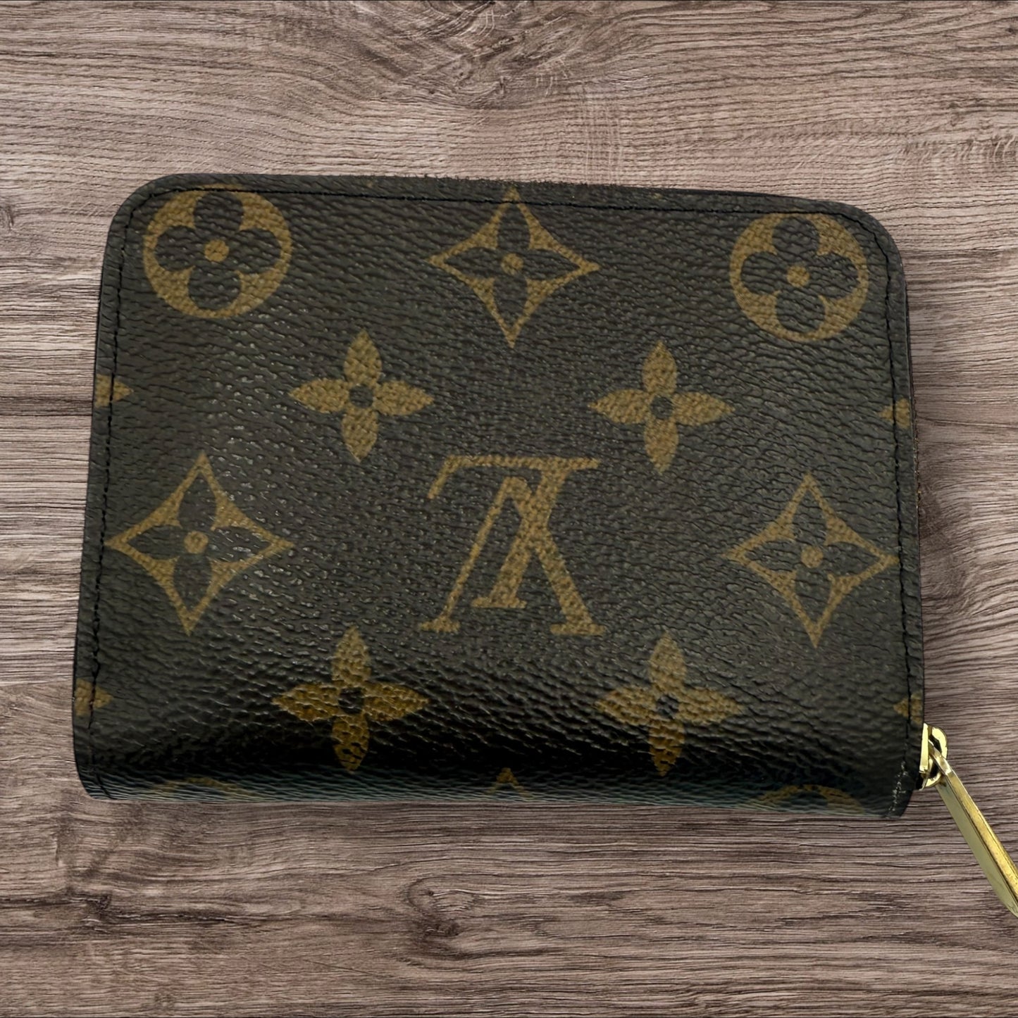 Louis Vuitton Compact Monogram Zippy Wallet
