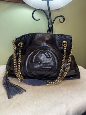 1381. Gucci Interlocking G Soho Navy Patent Leather Shoulder Bag