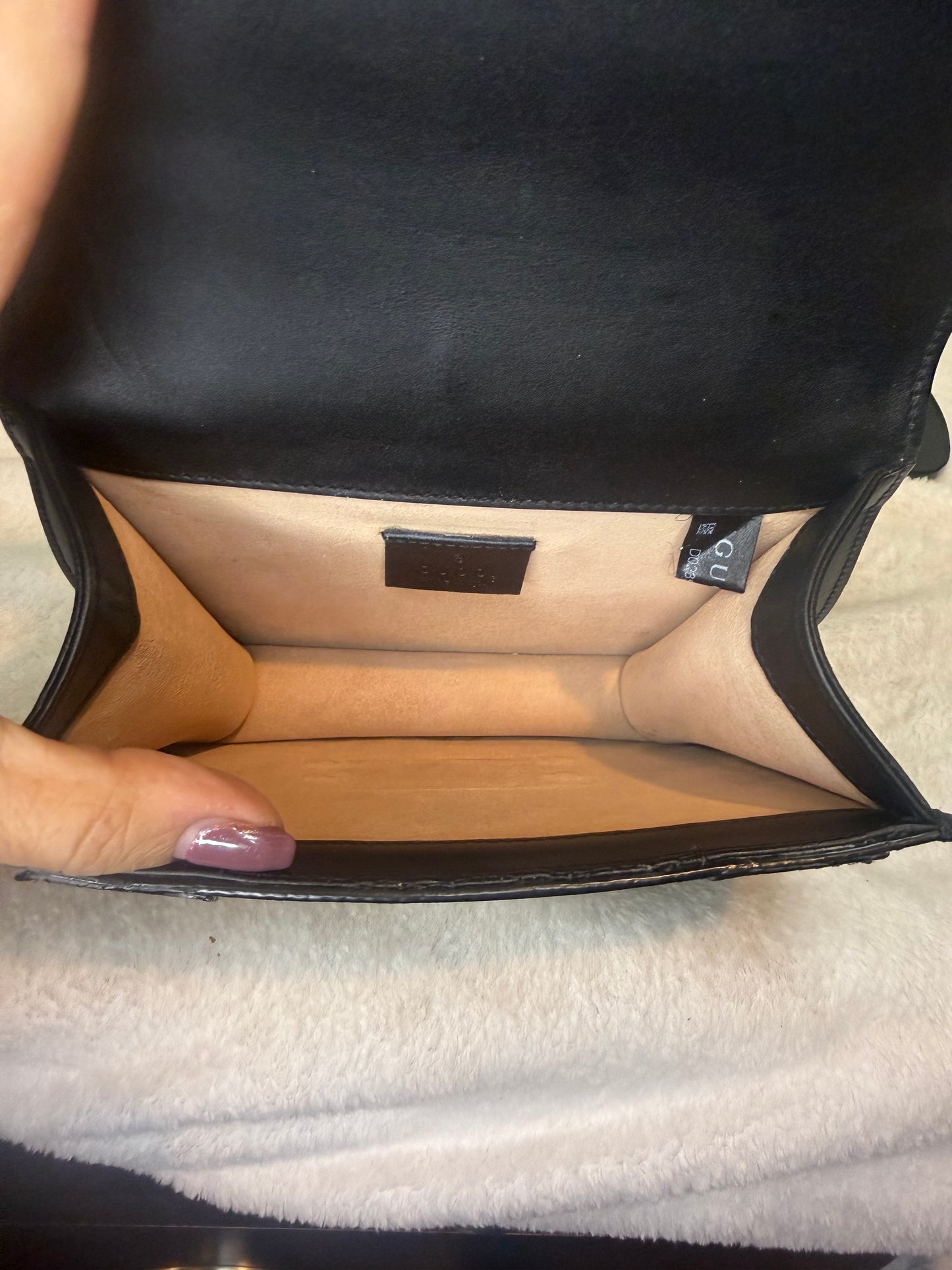 1120. Gucci GG Supreme Small Osiride Shoulder Bag