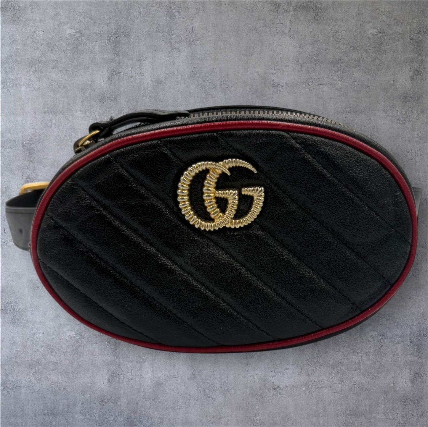 340. Gucci GG Black Calfskin Marmont Matelasse Leather Belt Bag with red trim