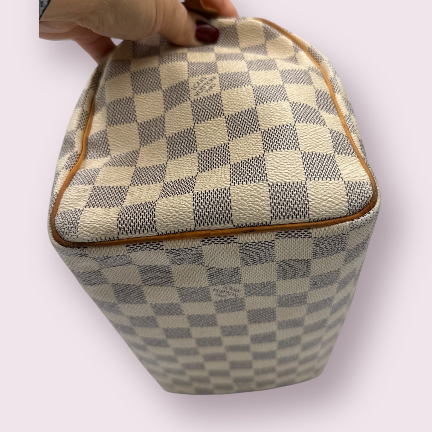 270. Louis Vuitton Damier Azur Speedy 25