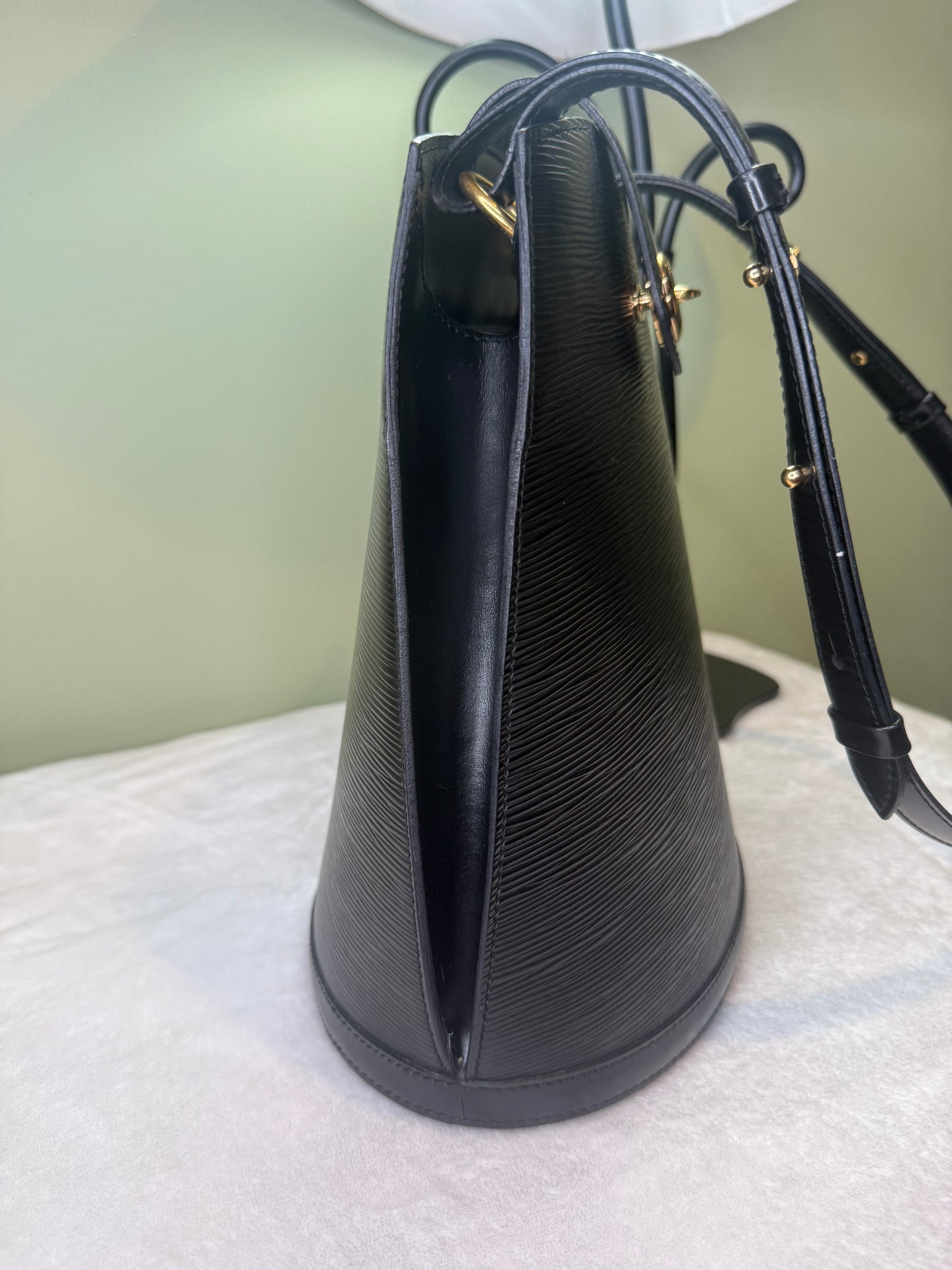 1736. Louis Vuitton Black Epi Cluny