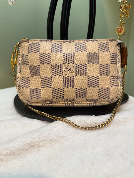 Louis Vuitton Damier Azur Mini Pochette