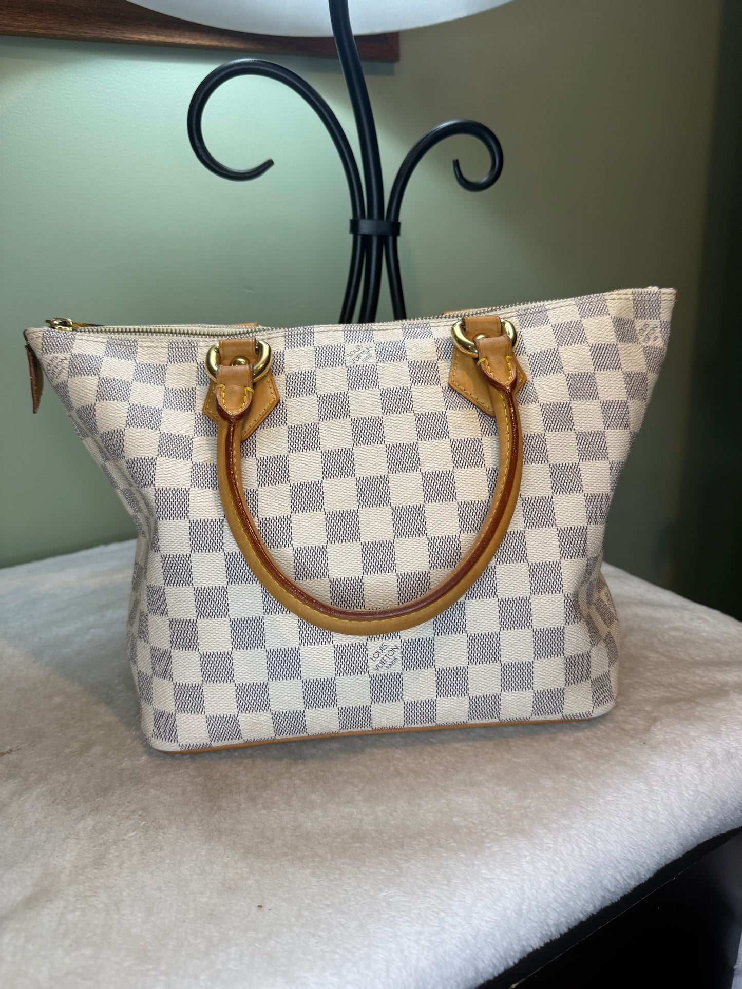 1262. Louis Vuitton Damier Azur Saleya PM