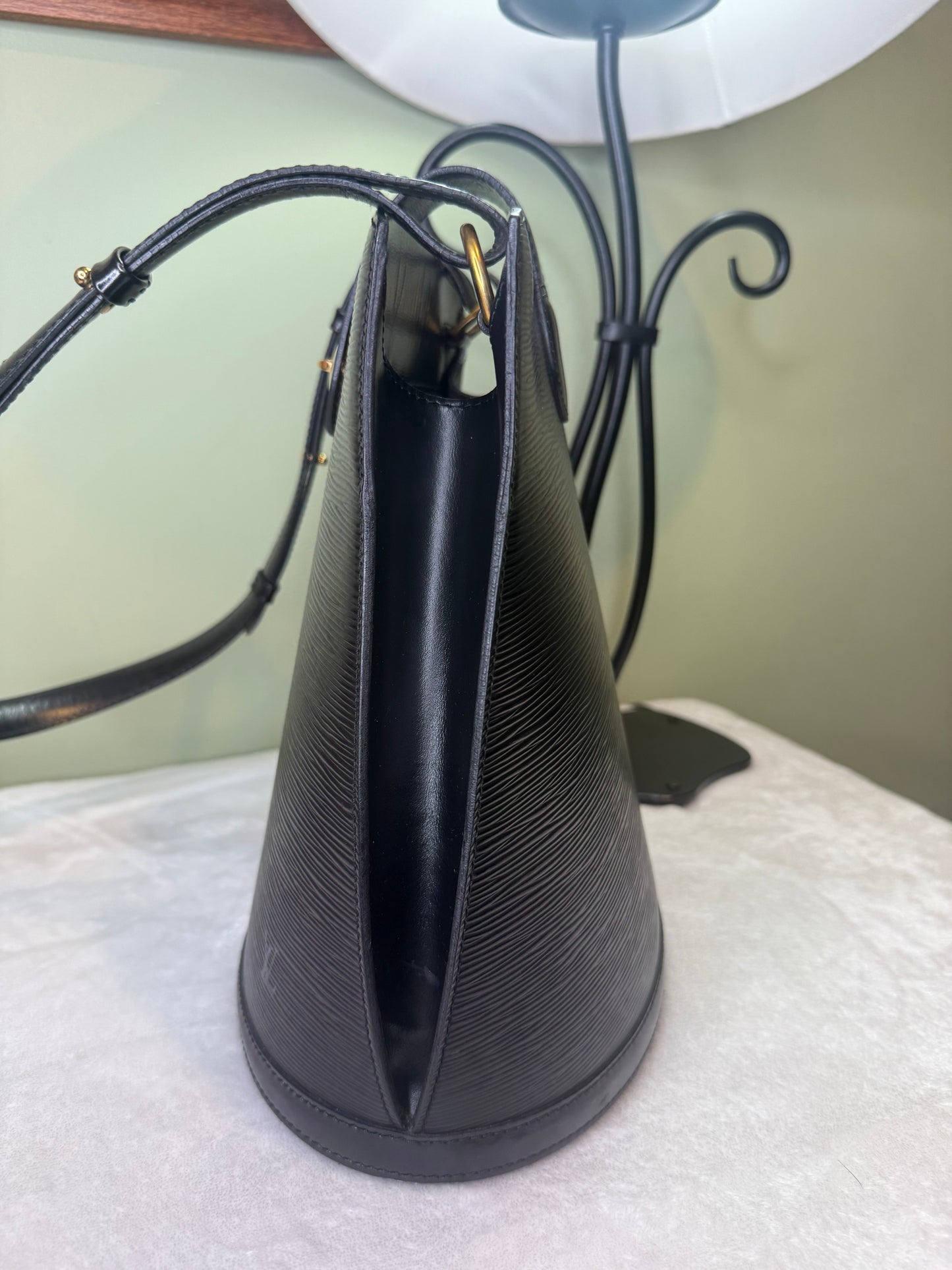 1736. Louis Vuitton Black Epi Cluny