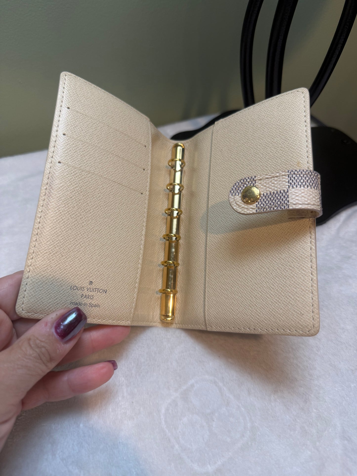 1872. Louis Vuitton Damier Azur Agenda PM