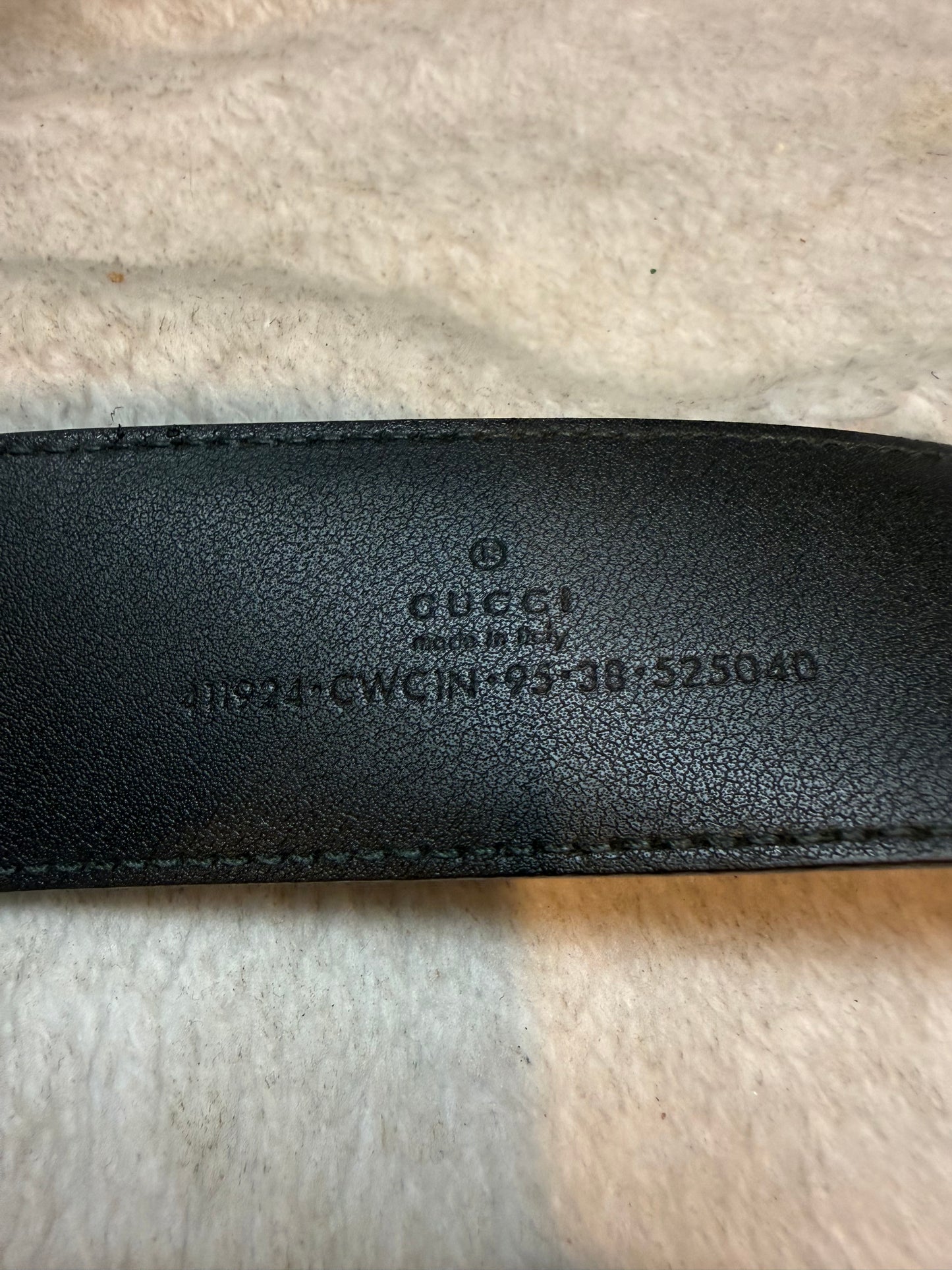 1566. Gucci Black Leather Guccissima Monogram Belt 95/38