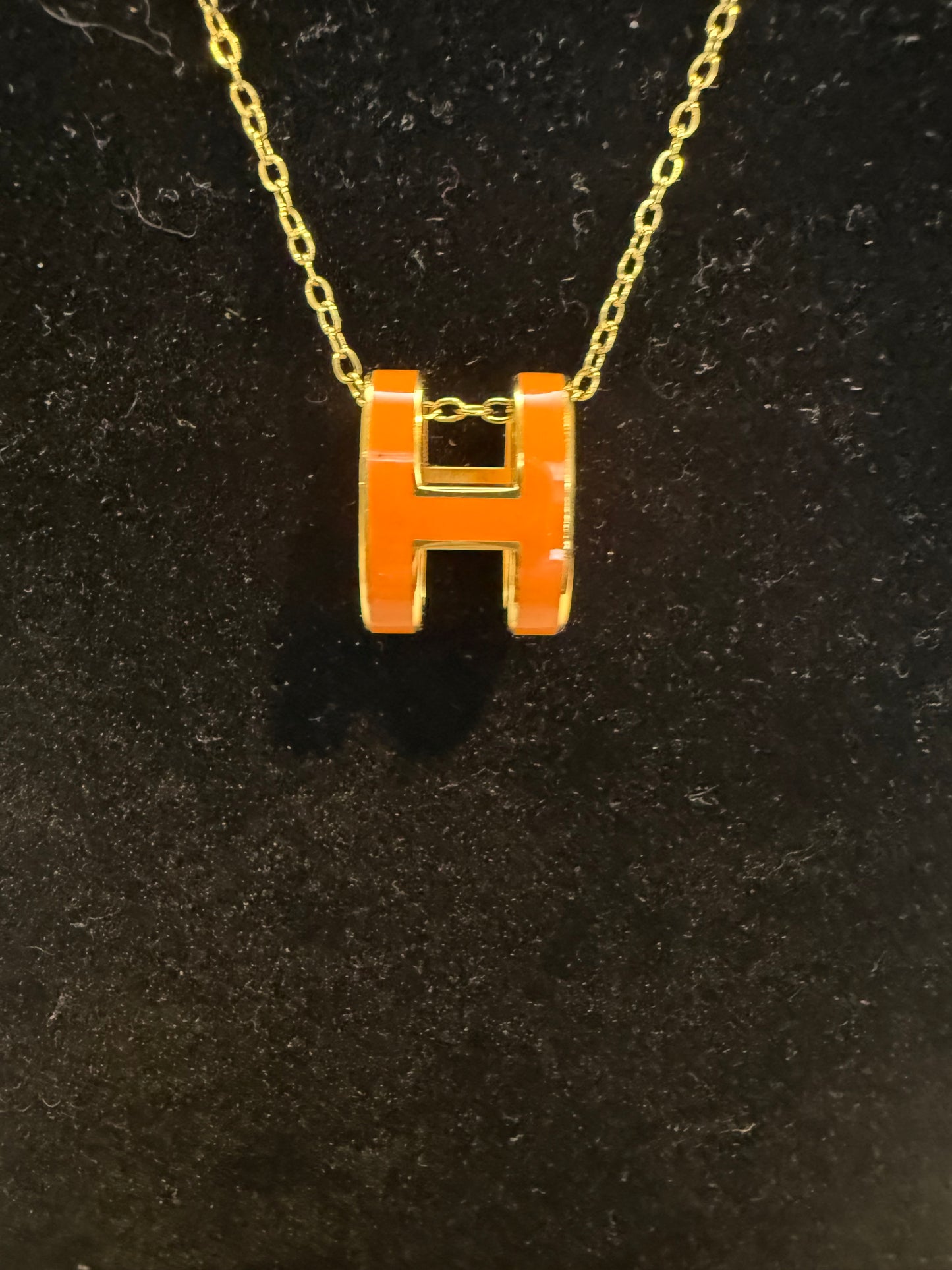1695. Hermes Pop-H Pendant Gold Necklace