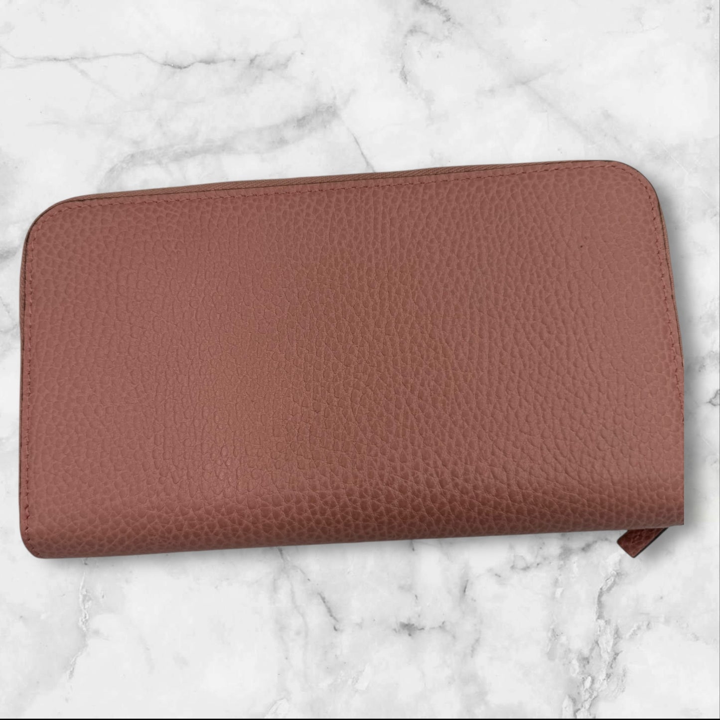 266. Gucci Petit Marmont Leather Light pink Long zippy wallet