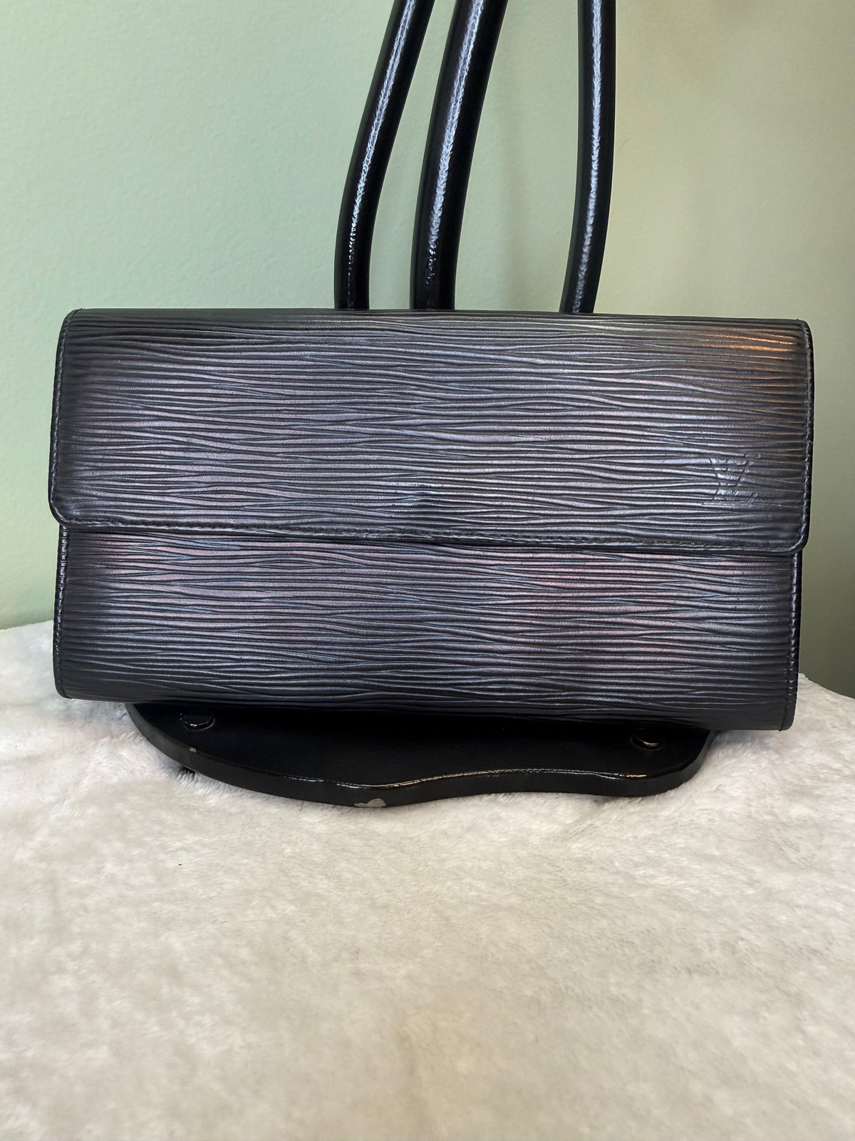 2102. Louis Vuitton Black Epi Sarah Wallet