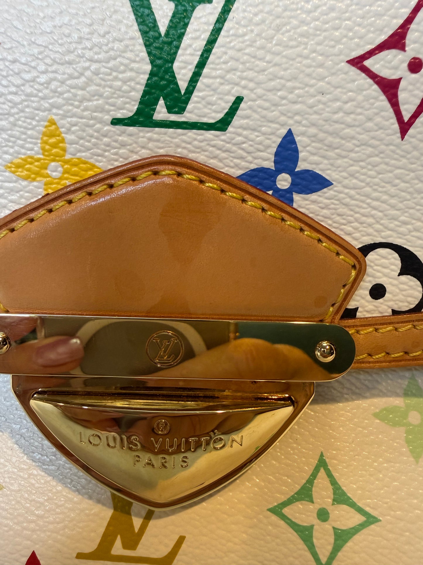 1837. Louis Vuitton White Multicolor Beverly MM