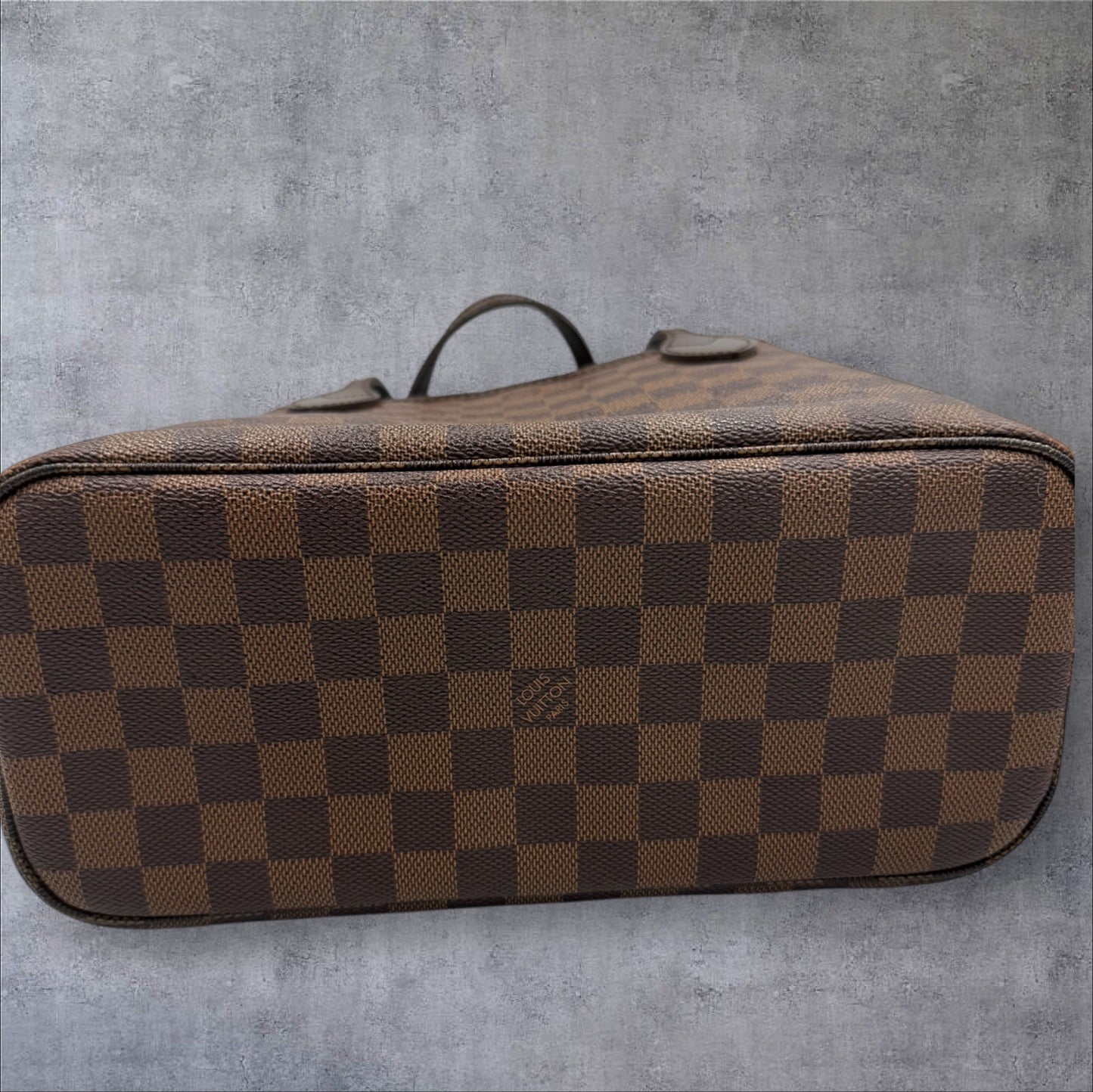 346. Louis Vuitton Damier Ebene Neverfull PM