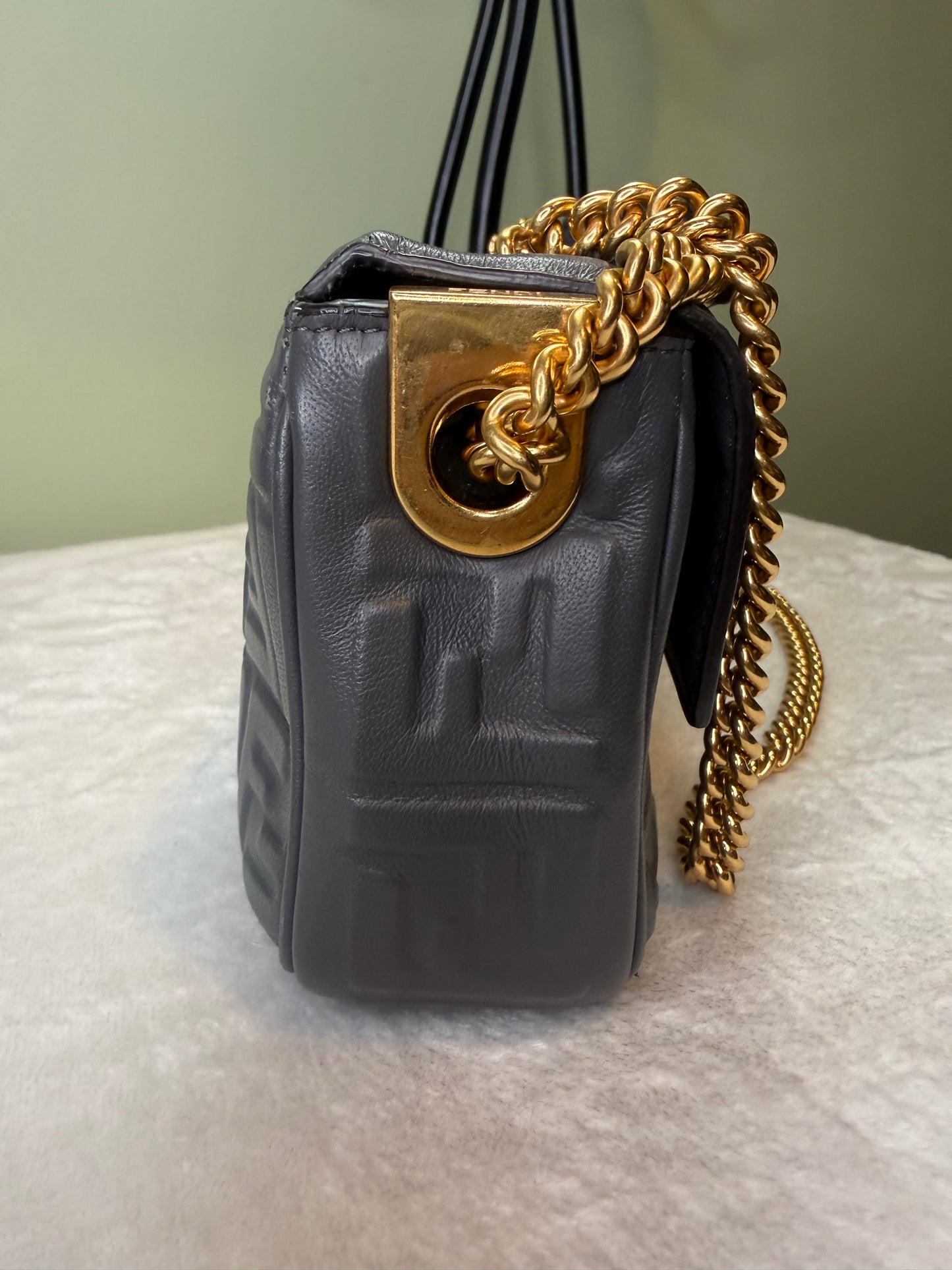1748. Fendi Grey Baguette Midi Bag with Gold Chain