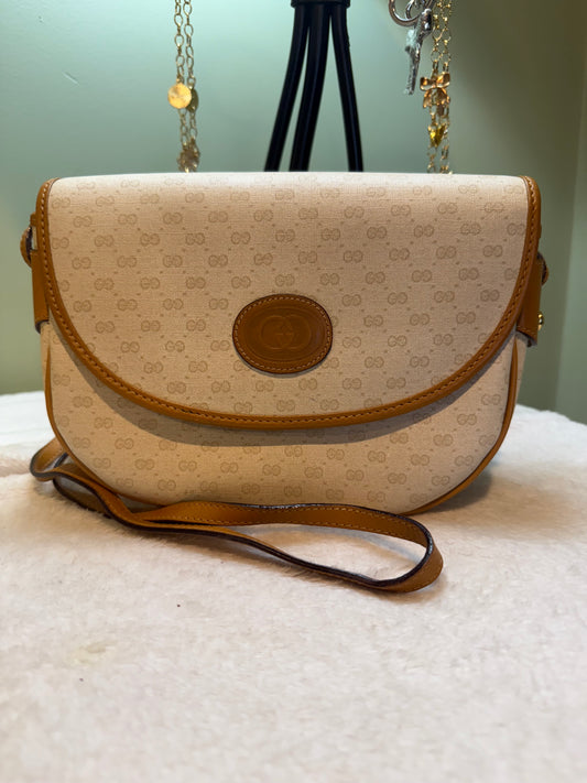 289. Gucci Vintage Micro GG Cream Crossbody Bag