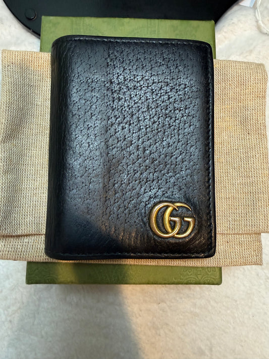 507. Gucci GG Black Card Holder