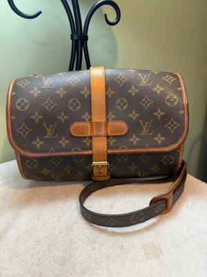 1597. Louis Vuitton Monogram Marne