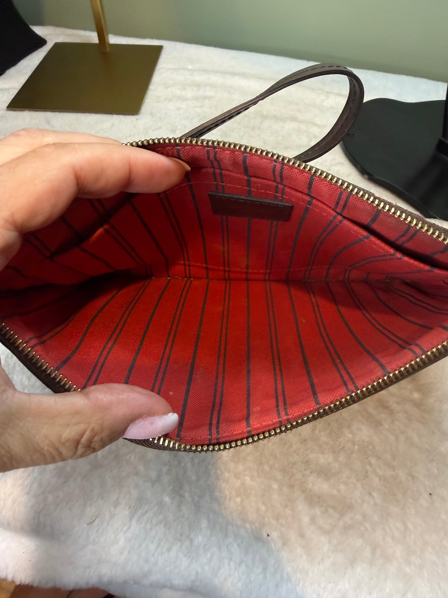 1428. Louis Vuitton Damier Ebene Neverfull MM with Pouch